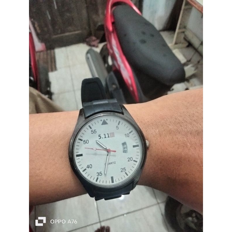 jam tangan tactical watch 511 masih bening.