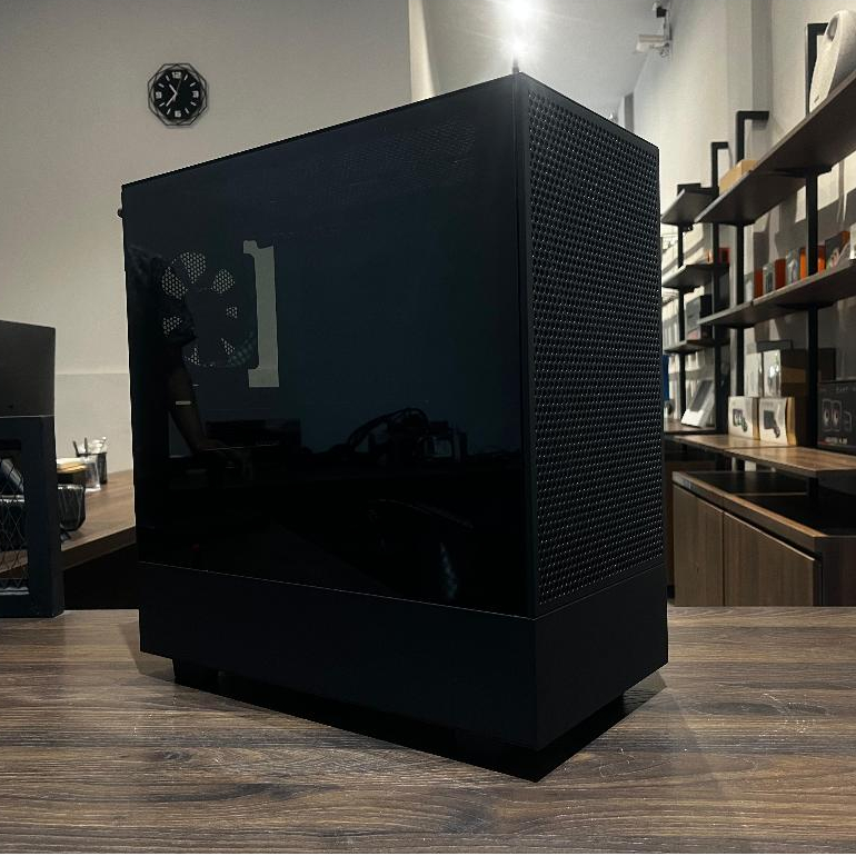 NZXT H5 FLOW Black PC Gaming Case | Casing (BEKAS)