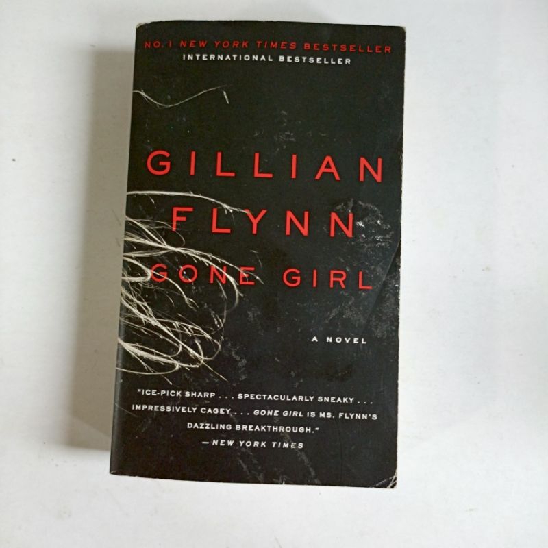 Novel gillian flynn gone girl