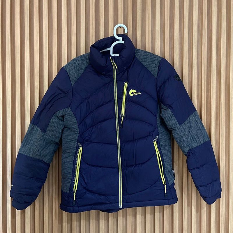 [PRELOVED] WINTER JACKET NEPA WANITA CROP TEBAL JAKET MUSIM DINGIN BIRU DONGKER NAVY ABU KUNING
