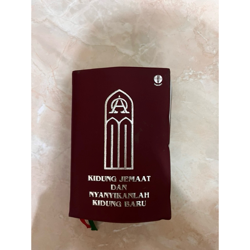 Kidung Jemaat dan Nyanyikanlah Kidung Baru Book