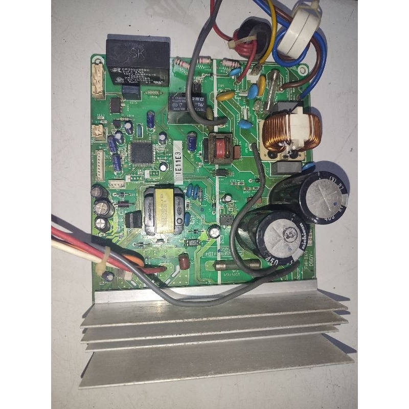 Modul pcb outdoor ac sharp inverter 1/2pk-1pk original