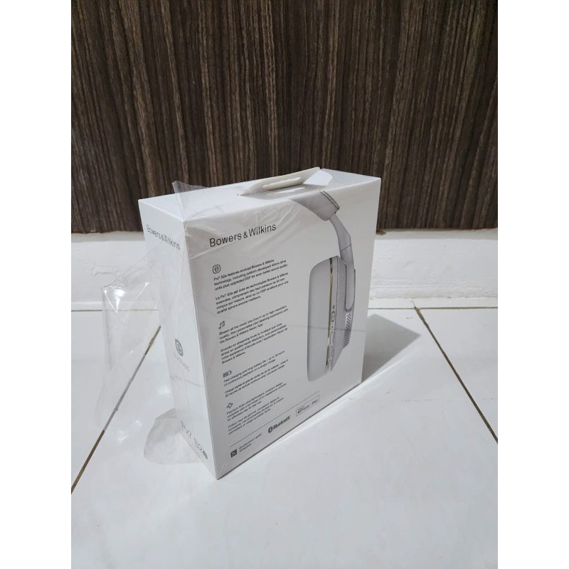 NEW BOWERS & WILKINS Px7 S2