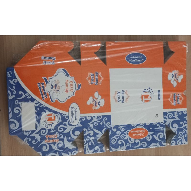 

Kotak nasi 18x18 Pasti Mantap