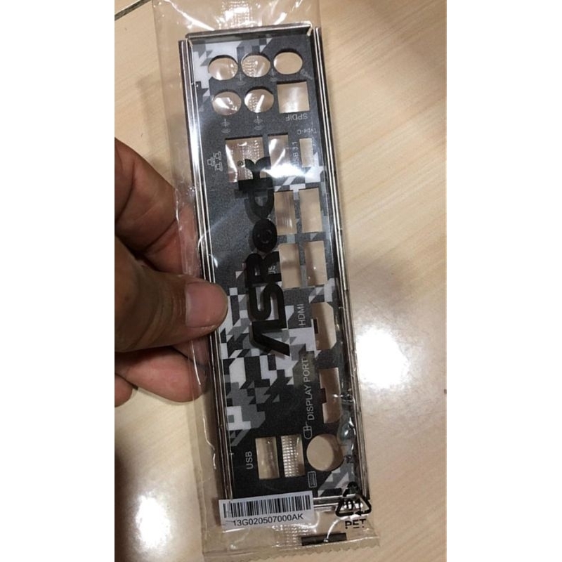 New Back panel Mobo Asrock B450 steel legend