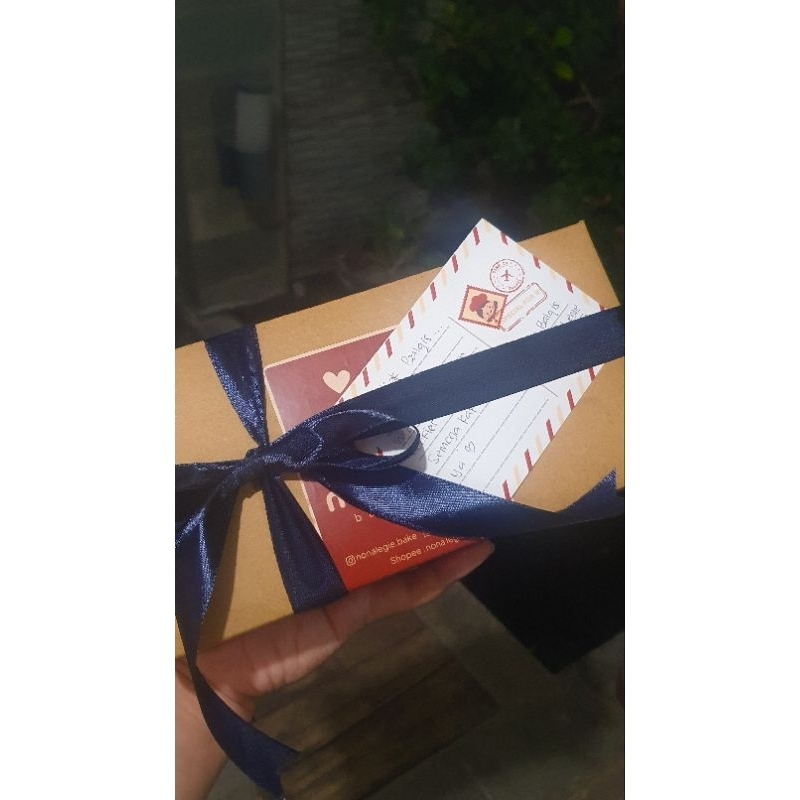 

GIFT PACKAGE