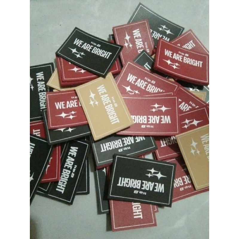 

label kulit mitasi custom sablon+embos(logo tenggelam) bahan kulit 1 meter