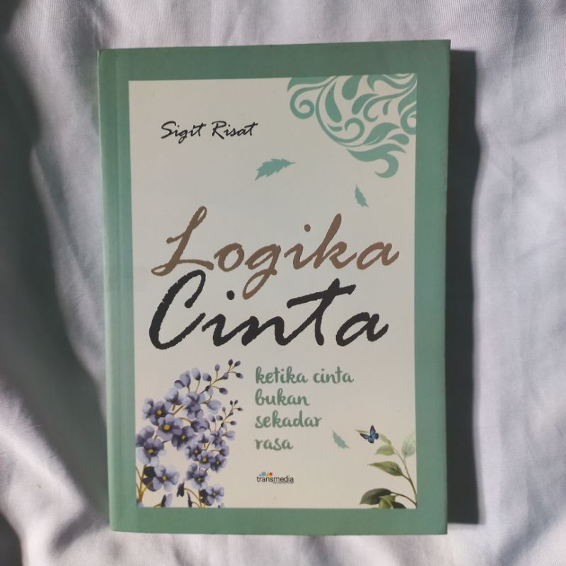 Buku Novel Logika Cinta by Sigit Risat (preloved)