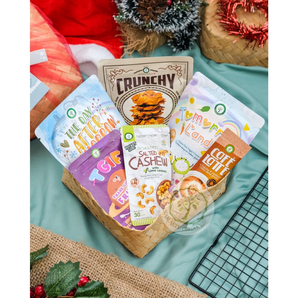

CHRISTMAS HAMPERS - SNOWLIGHT DELIGHTS