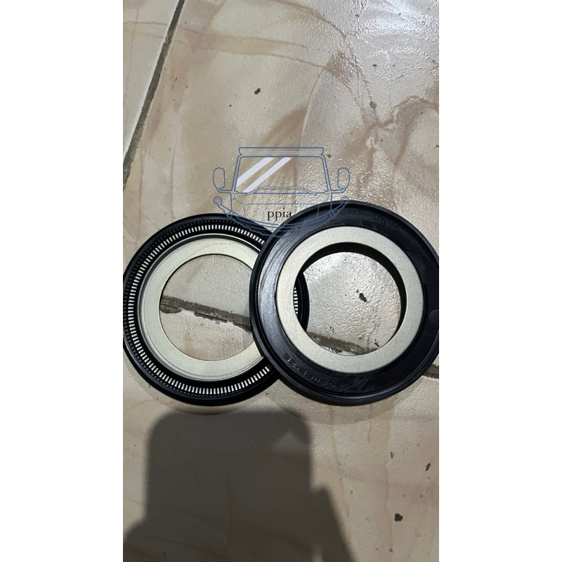 seal roda belakang luar coltdiesel original sil roda belakang luar cotldiesel original seal roda lua