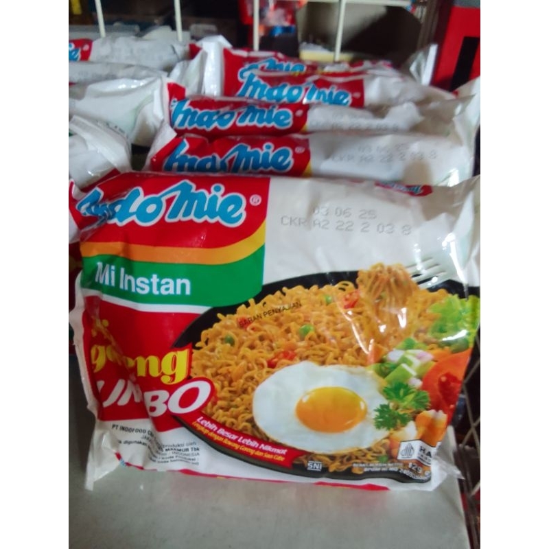 

mie goreng jumbo 129gr /karton 24 pcs
