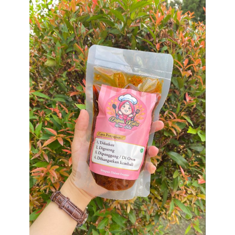 

Rendang Daging Sapi dan Keripik Sanjai khas Minang asli Silungkang