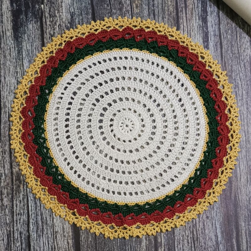 TAPLAK MEJA BUNDAR/TAPLAK MEJA HANDMADE/RAJUTAN TAPLAK MEJA