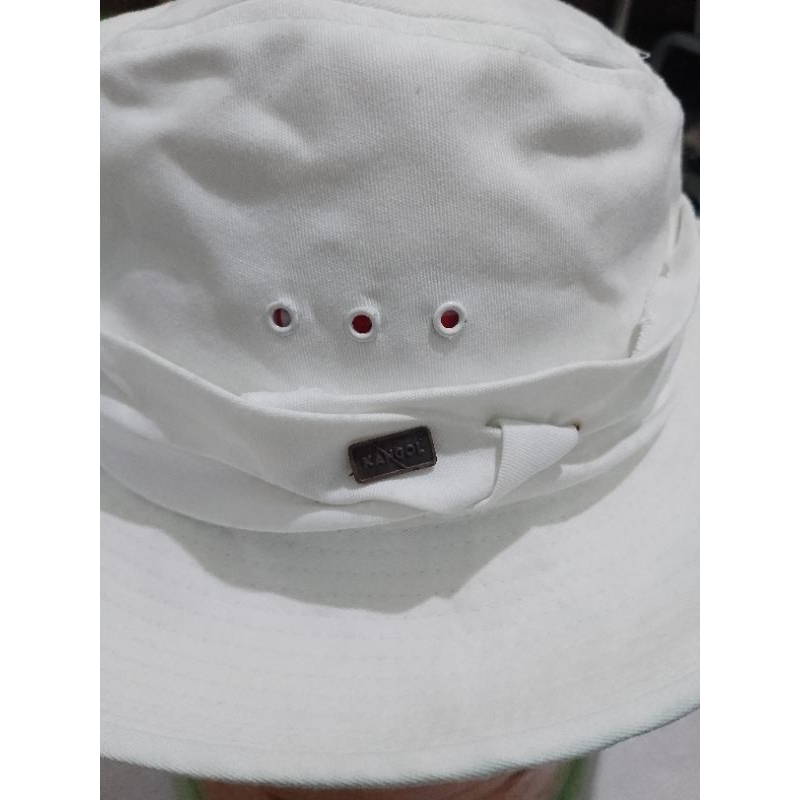 bucket dan flat kangol