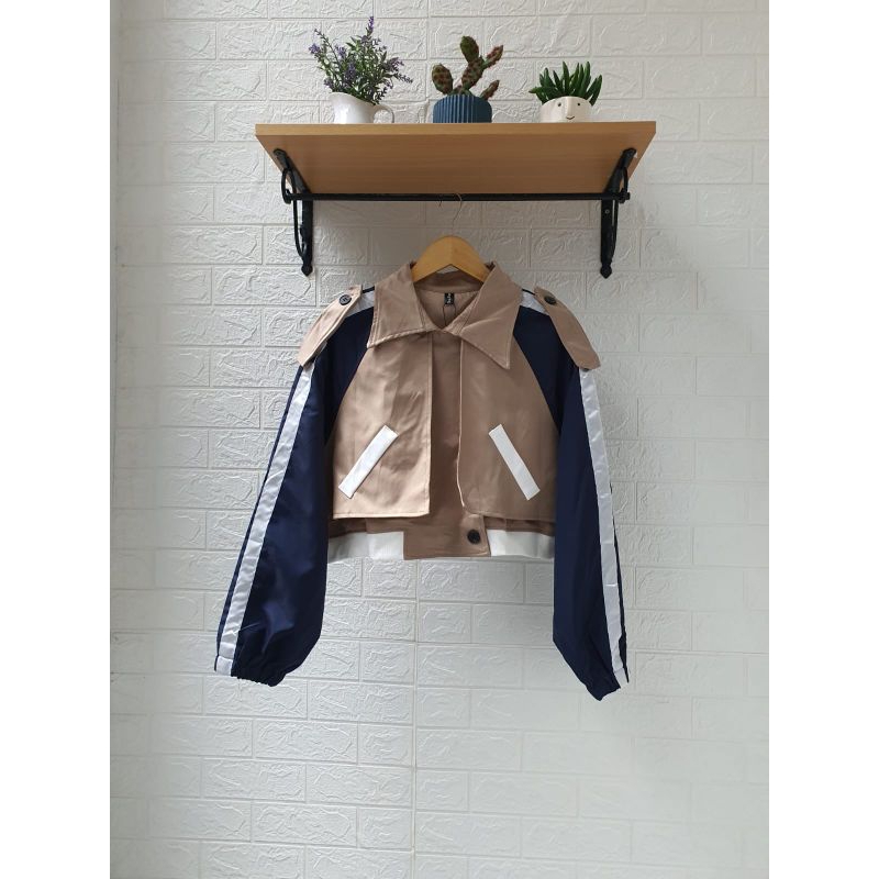 Blazer Crop Parasut Wanita Premium