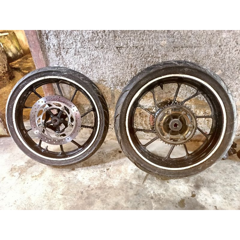 velg Vixion R / velg R15 v3