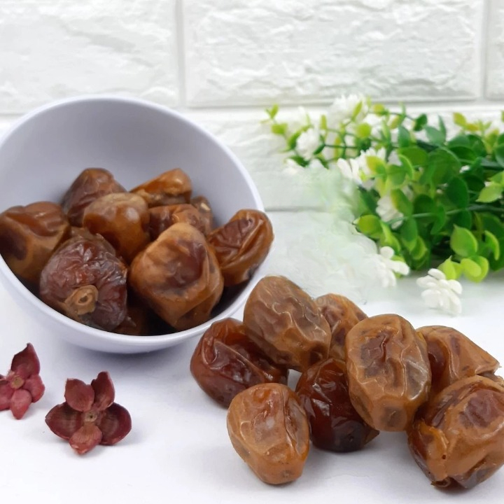 

1 Dus Kurma Oleh Oleh Haji Umroh Kurmha Ruthab Sukari Grosir