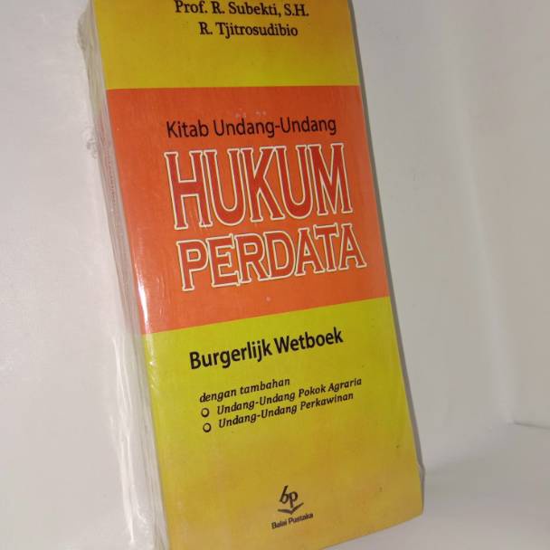 

KODE TMRYL Kitab undangundang hukum perdatabuku baru