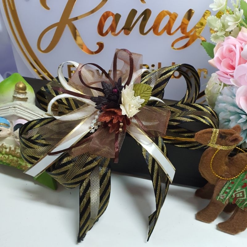 

pita hampers satin lurik bungan satin black gold