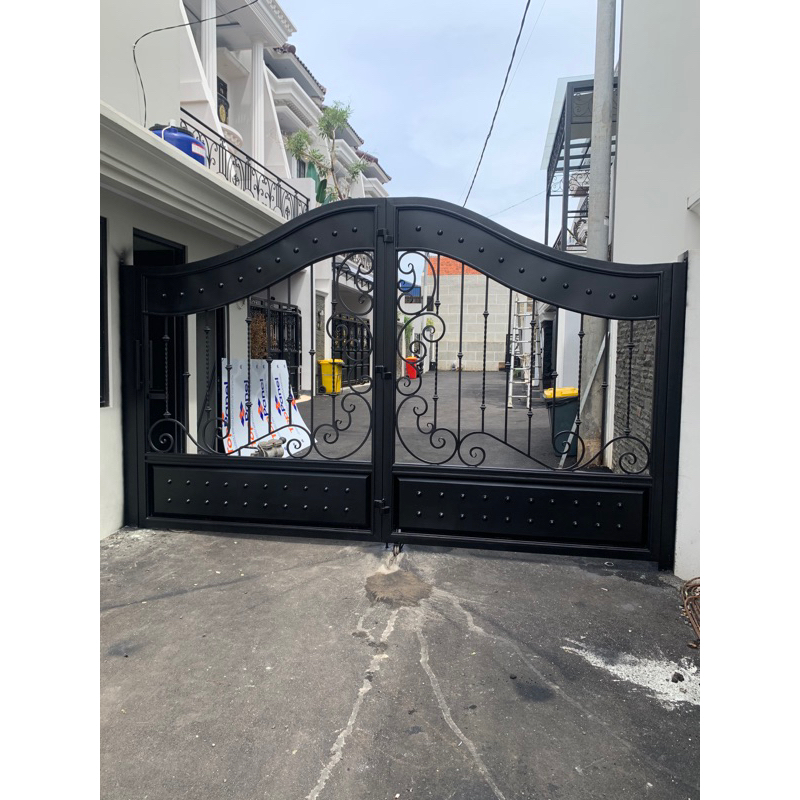 pintu besi tempa modern