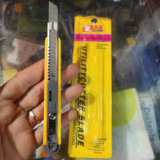 

ZZ ONE Cutter /Pisau Cutter Kecil by ZZ ONE