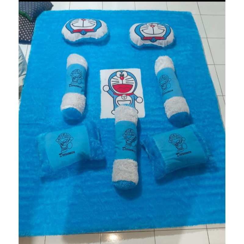 KASUR BULU LANTAI SURPET KARAKTER 7 BANTAL