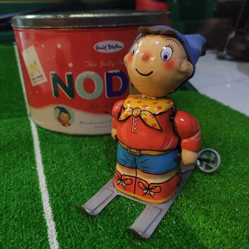 Tin Toy's Noddy Vintage The Toys Museum Tin with Clockwork Skiing Noddy Series by Enid Blyton Limite