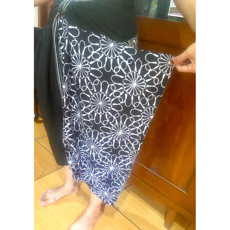 celana rok wanita motif batik bali