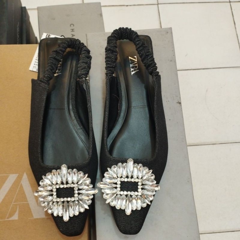 Sendal Sepatu Flat Zara
