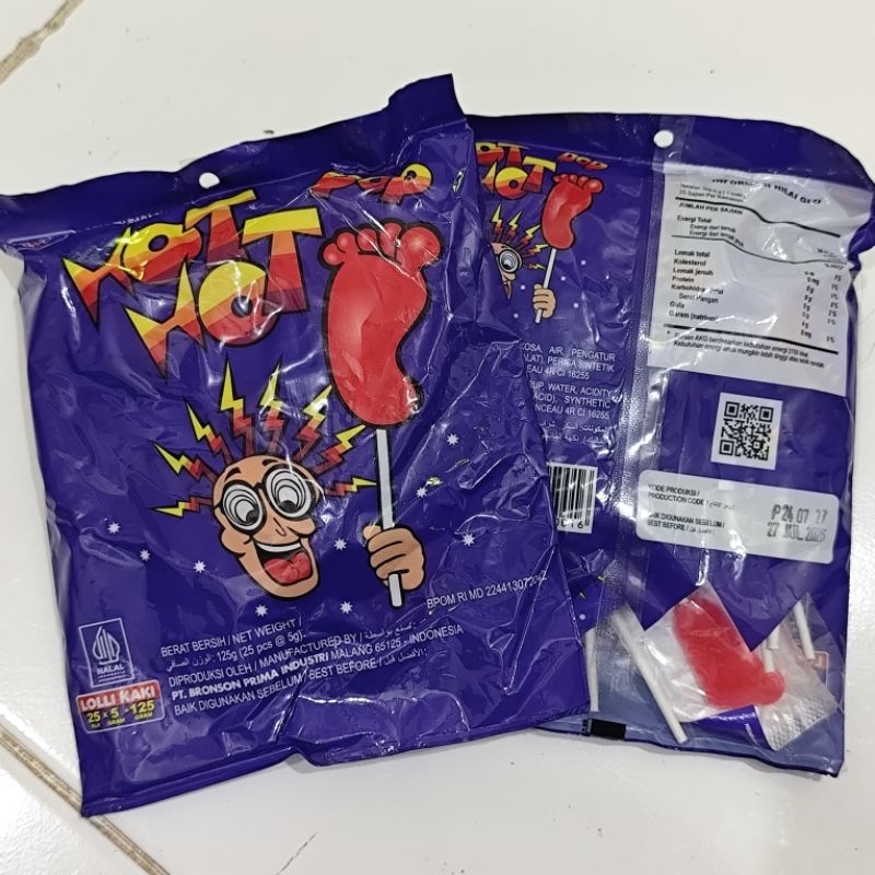 

Permen tusuk HOT HOT / Permen kaki