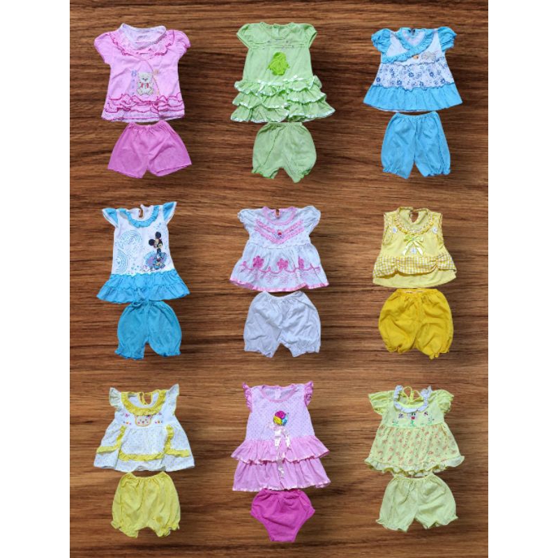 PRELOVED LIKE NEW SETELAN DRESS BAYI PEREMPUAN