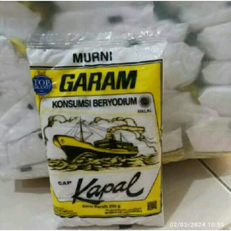 

garam kapal garam dapur beryodium 8 bungkus atau 2kg @250 g