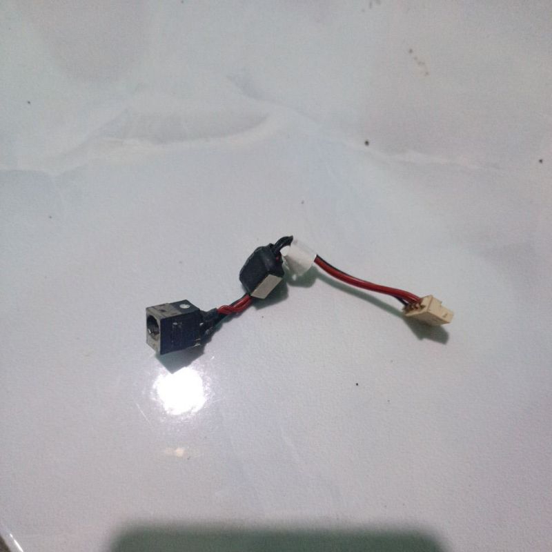 DC charger laptop Toshiba L735 L730