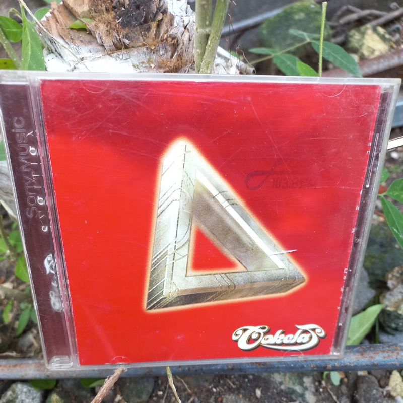 cd cokelat band - segitiga album