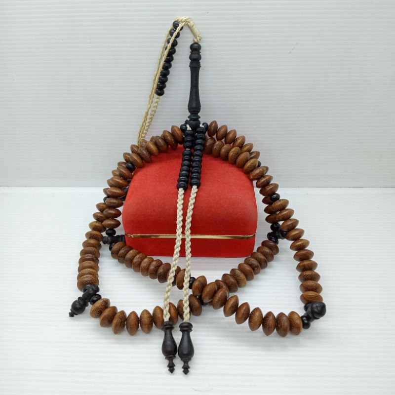 tasbih tijani kayu kelor emas kombinasi kelor hitam A486