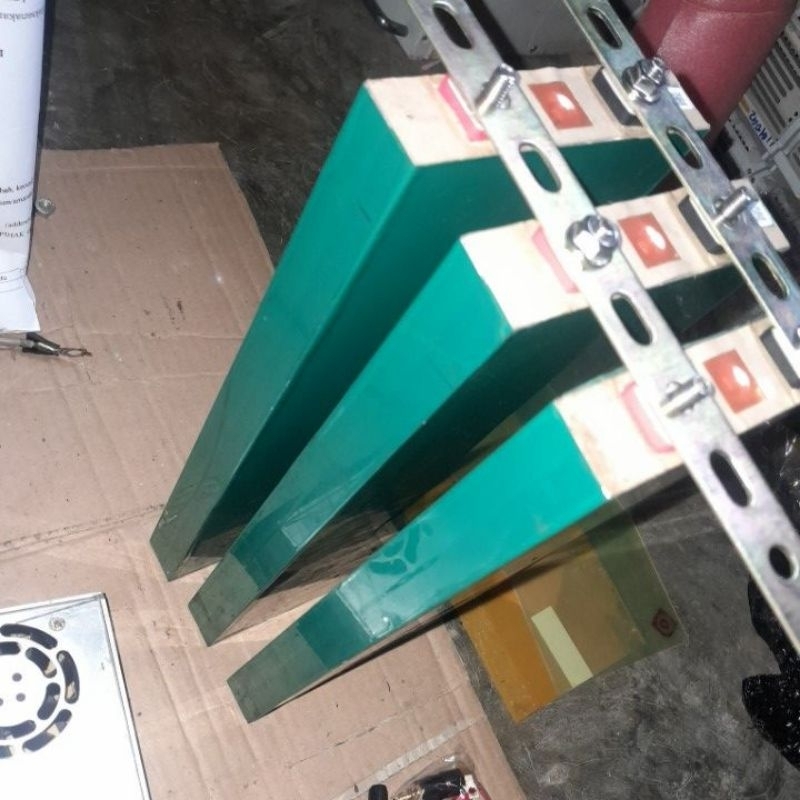 lifepo4 3.2v 100ah  &  22ah prismatic.