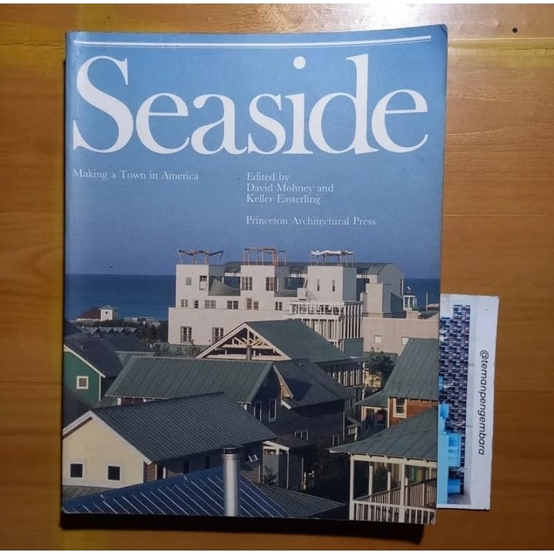 Buku Seaside Making a Town in America