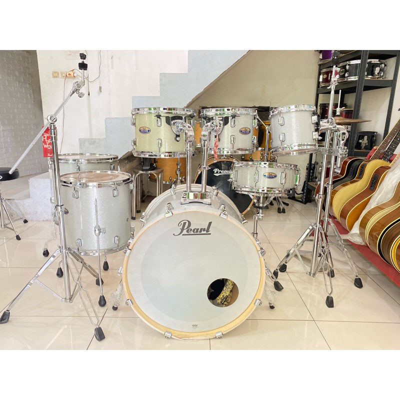 Drum set Pearl Decade white 7pcs + hard ware Like new