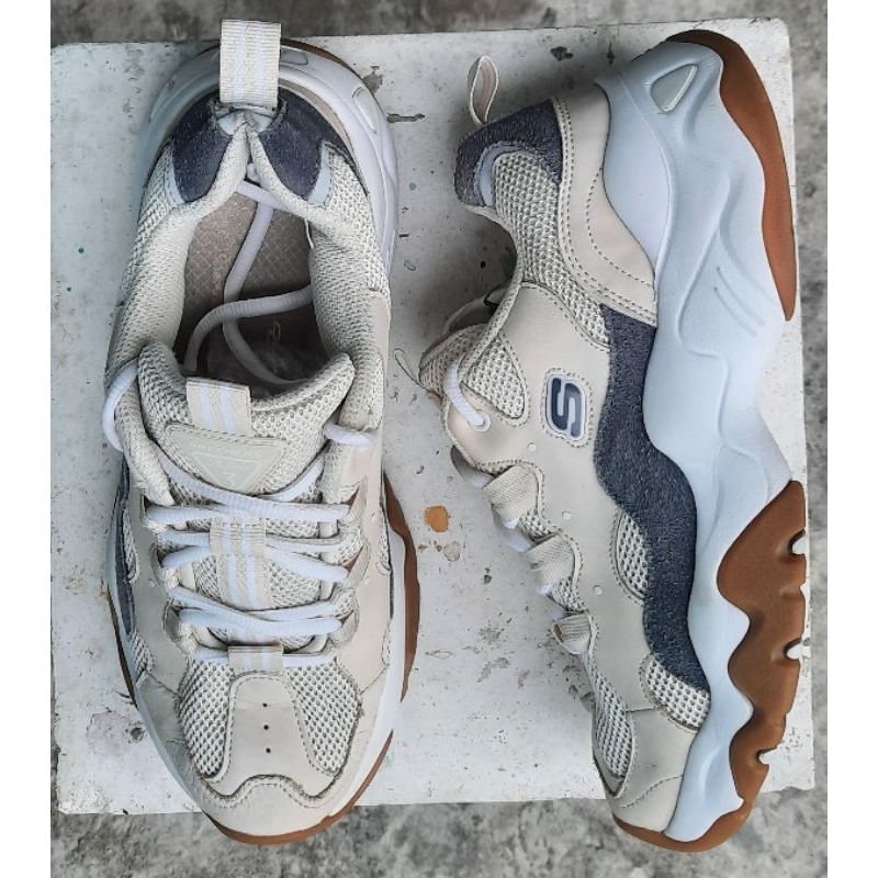 Skecher D'lites second