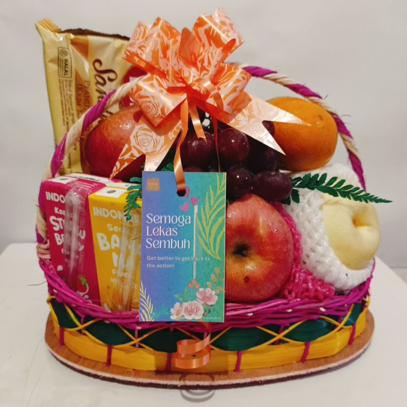 

Parsel Buah Mix Bingkisan Orang Sakit Size S28 Berisi Susu UHT, Roma Sandwichi, Buah Apel Buah Pir, Buah Jeruk, Buah Anggur, Lengkap Dengan Aksesoris Parsel dan Kartu Ucapan