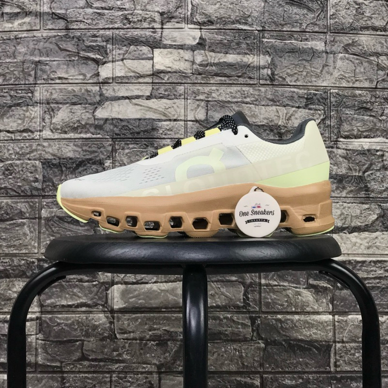 ON RUNNING CLOUD MONSTER BEIGE
