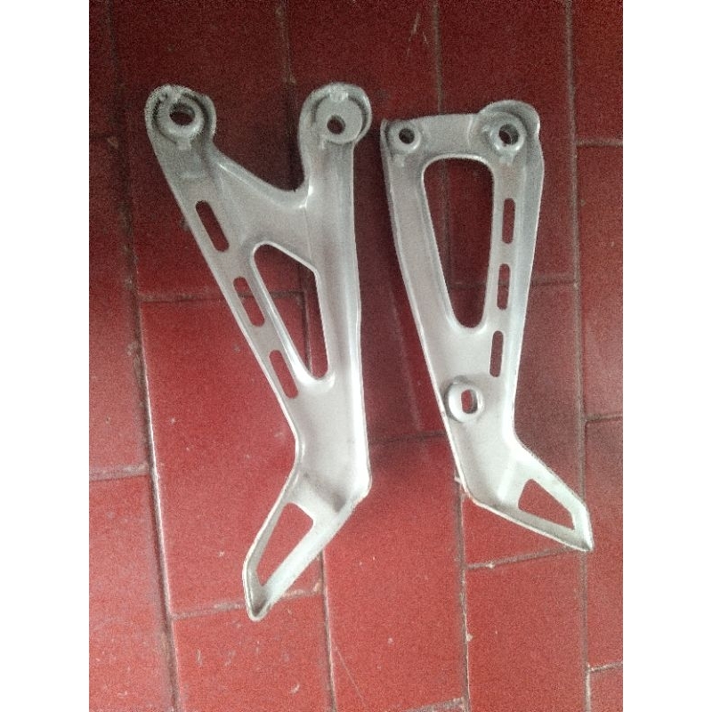 foot step belakang RX king