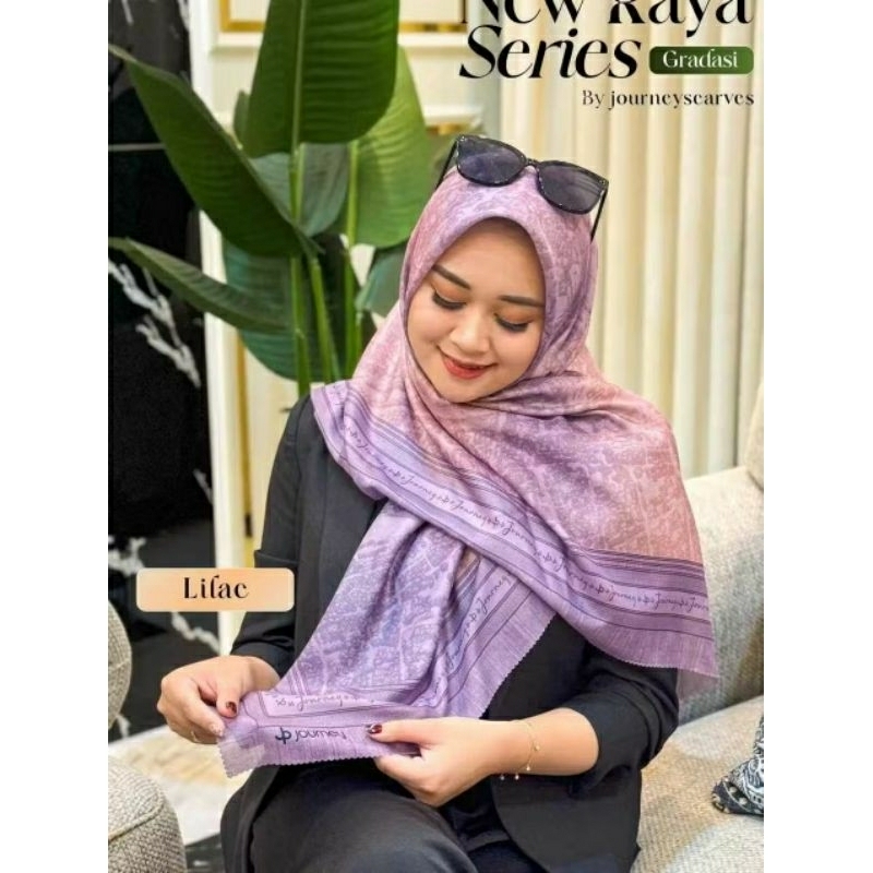 Hijab segiempat voal gradasi kw motif journey raya terbaru