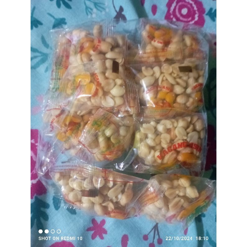 

kacang asin/kacang bawang