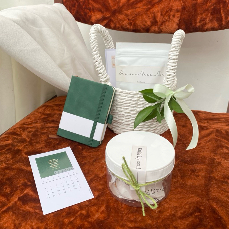 

Hampers natal 2025 / christmas hampers / hadiah natal / new year hampers by soul café