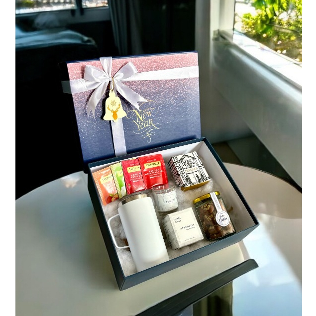 

Special Hampers Natal Christmas & New Year Season Ready Stock ( Brussels )