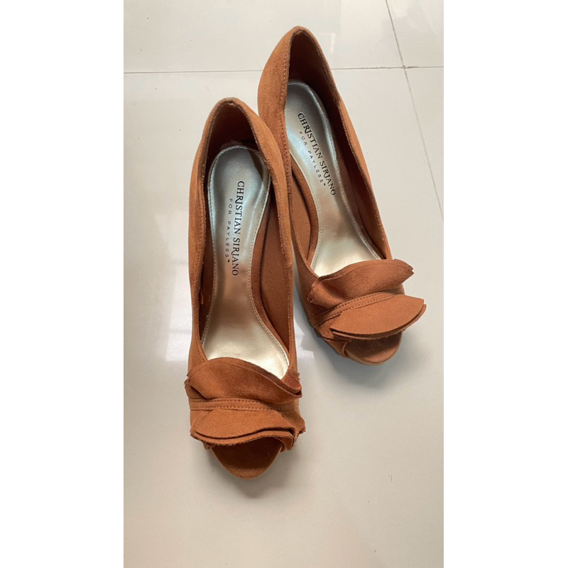 Sepatu Payless Christian Siriano