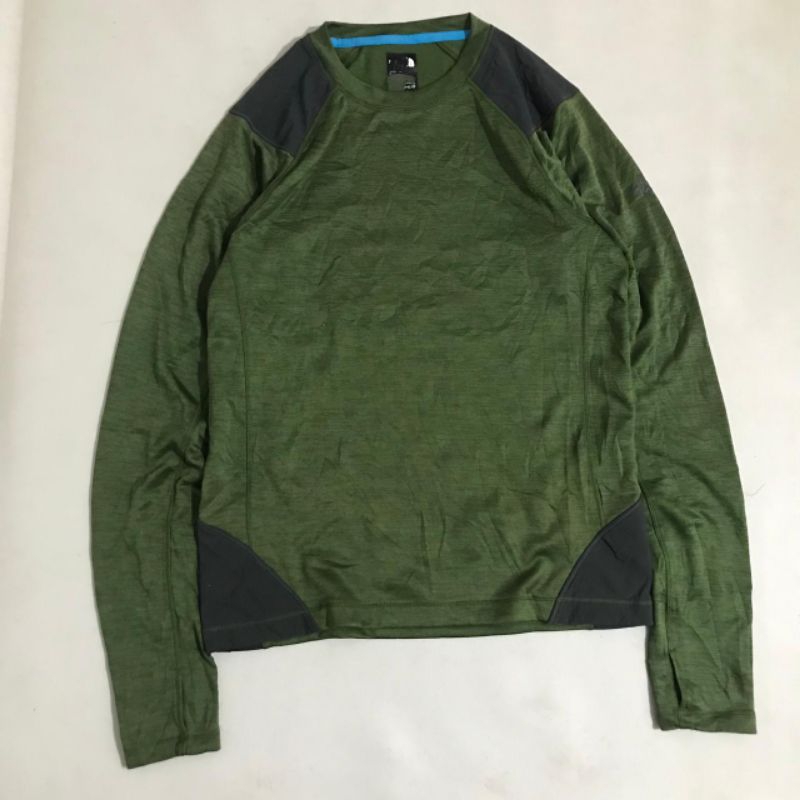 The north face baselayer outdoor size M second bekas preloved Branded