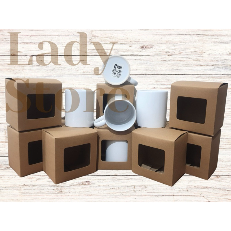 

Dus Mug Lubang Kotak Depan Bahan Kraft 275 Gsm ( Box dus mug souvenir )