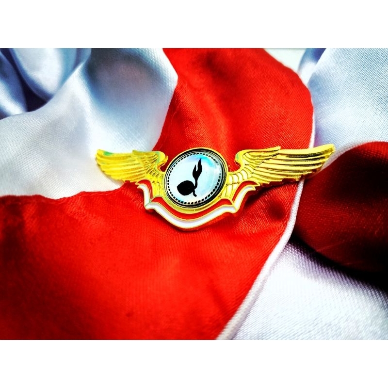 

Wings Pramuka Logam hologram